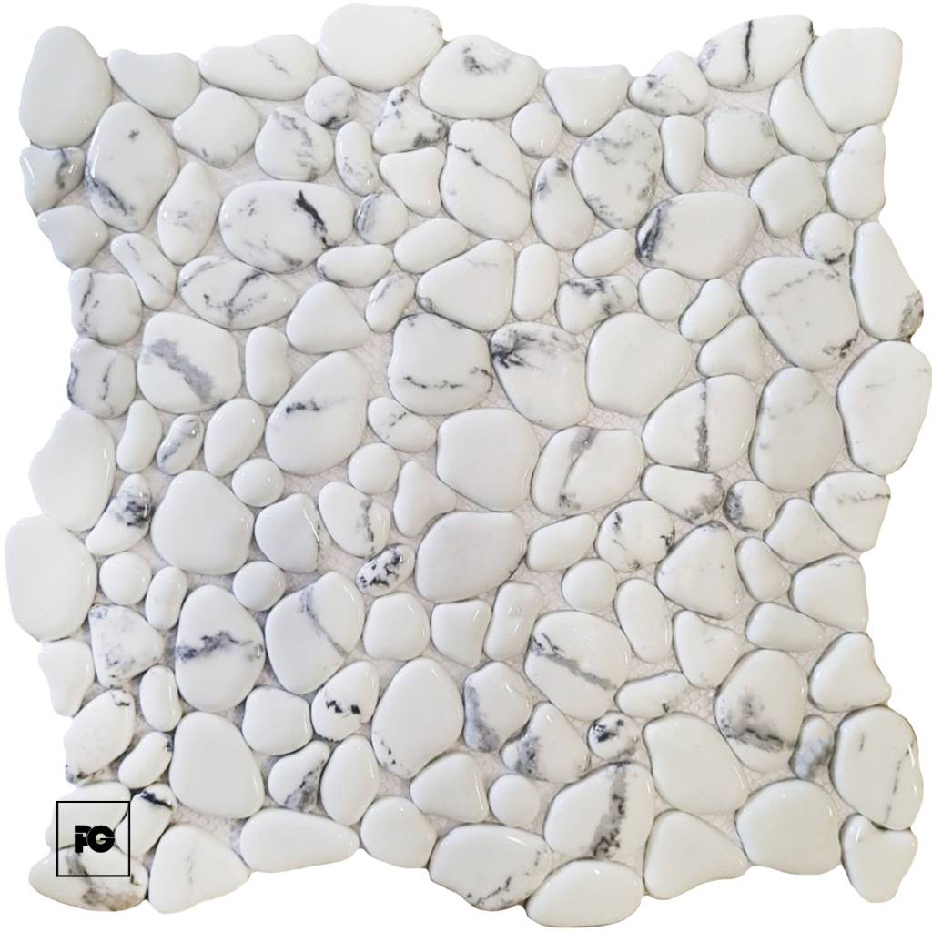 Pebble-pattern floor with irregular white and gray stones